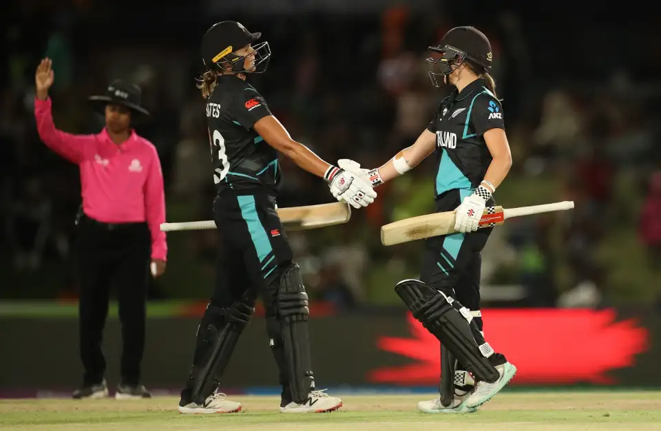 NZ W secure a comfortable 102-run win NZ W secure a comfortable 102-run win